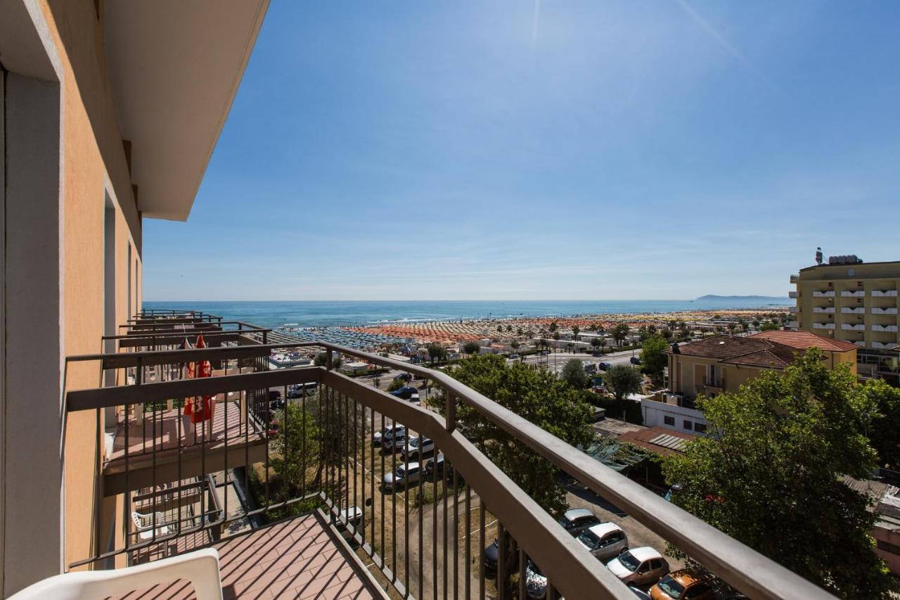 Hotel Atlas Rimini Exterior foto